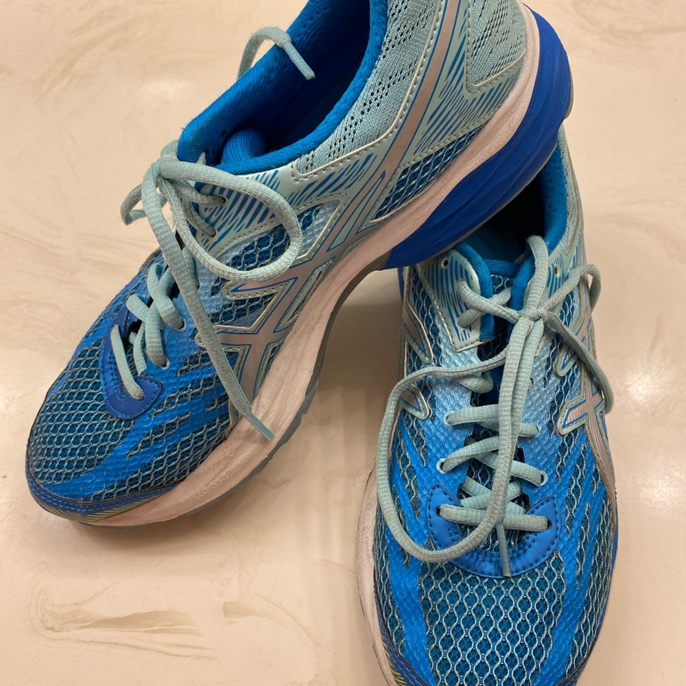 ASICS GEL-Flux 4 Women's Running Shoe 8 1/2